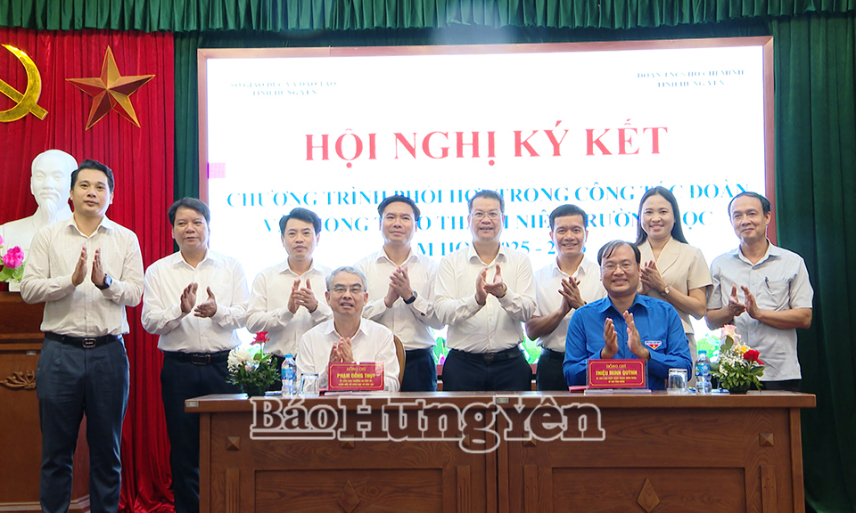 Ký kết chương trình phối hợp trong công tác Đoàn và phong trào thanh niên trường học