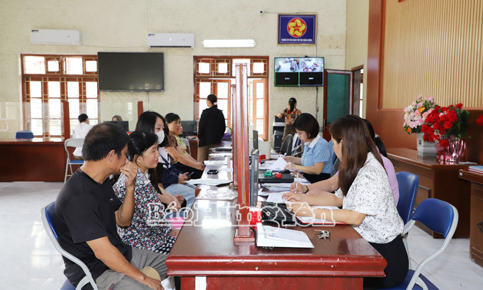 Ghi nhận tại Trung tâm Phục vụ hành chính công xã Nguyễn Trãi sau vận hành mô hình chính quyền địa phương 2 cấp