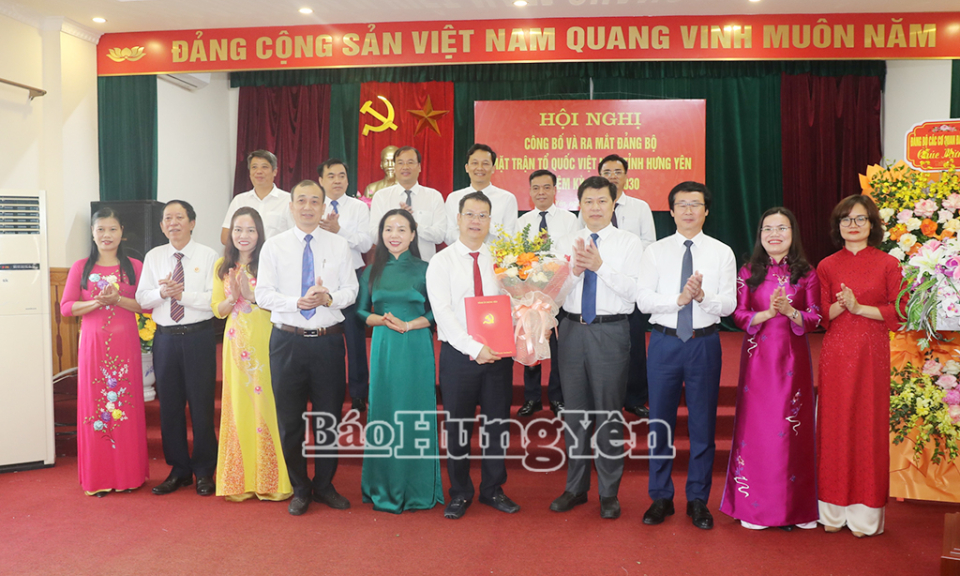 Thành lập Ủy ban MTTQ Việt Nam tỉnh và Đảng bộ MTTQ Việt Nam tỉnh