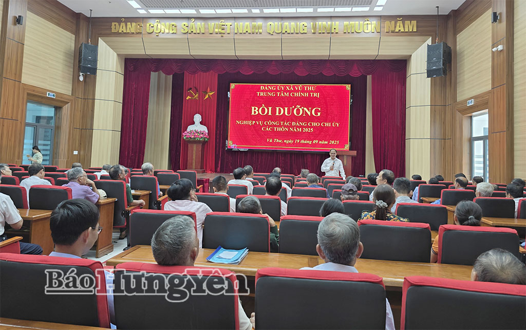 Quang cảnh lớp bồi dưỡng nghiệp vụ công tác Đảng.