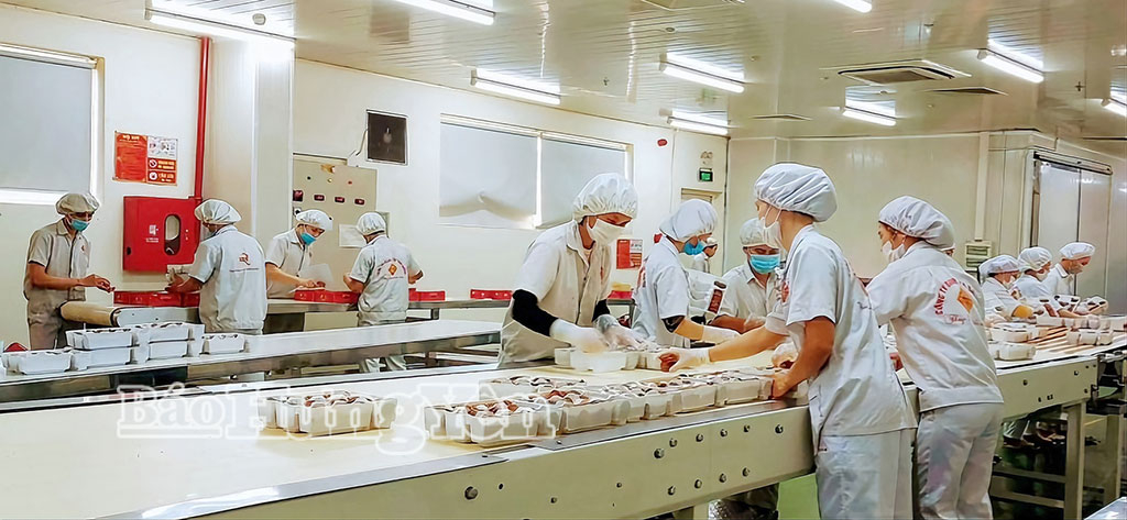 Sản xuất tại Công ty Cổ phần Quốc tế Bảo Hưng