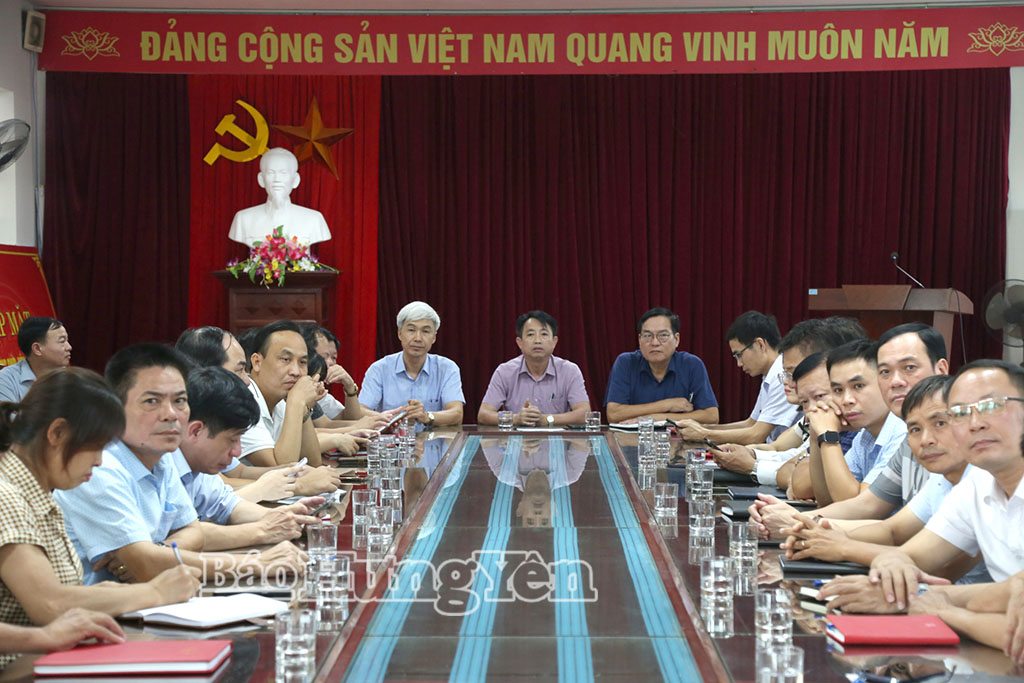 Các đại biểu dự hội thảo tại điểm cầu Hưng Yên.