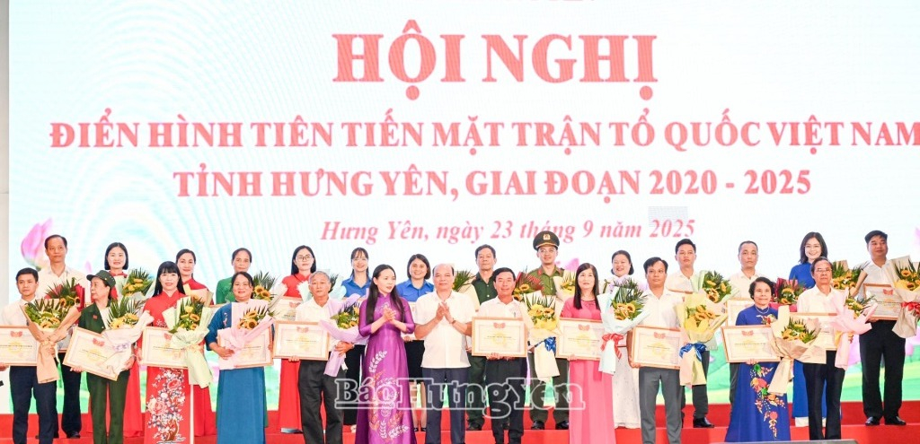 Các điển hình tiên tiến được tặng Bằng khen của Ủy ban MTTQ Việt Nam tỉnh Hưng Yên.