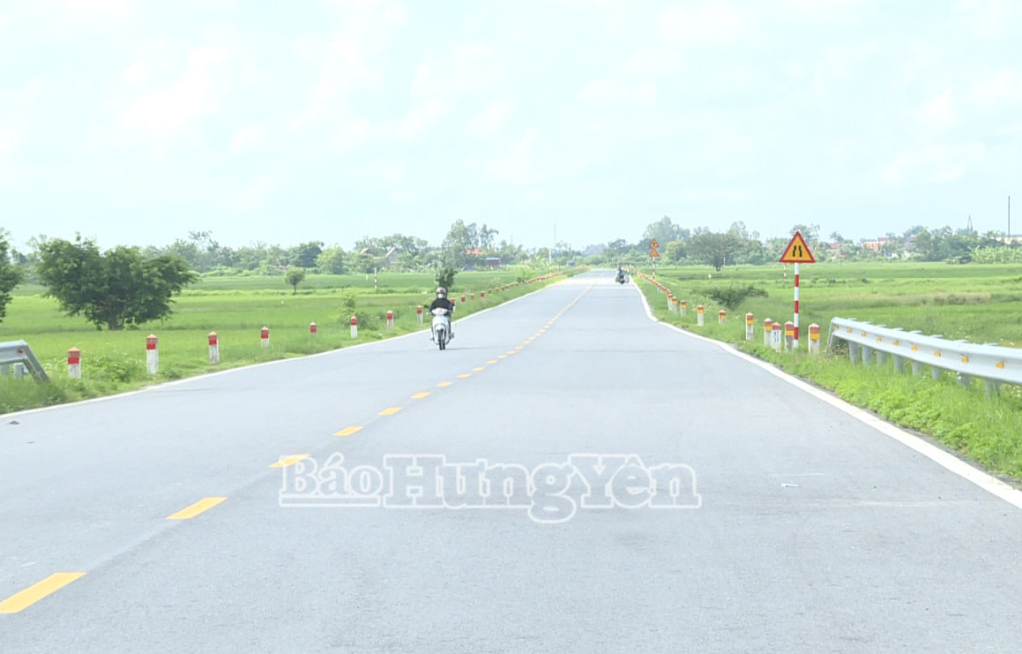 Đường ĐT.455 hoàn thành mở ra cơ hội phát triển cho cả vùng.