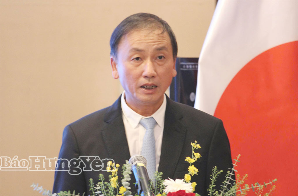 Đồng chí Nguyễn Hùng Nam, Phó Chủ tịch UBND tỉnh phát biểu tại hội nghị.