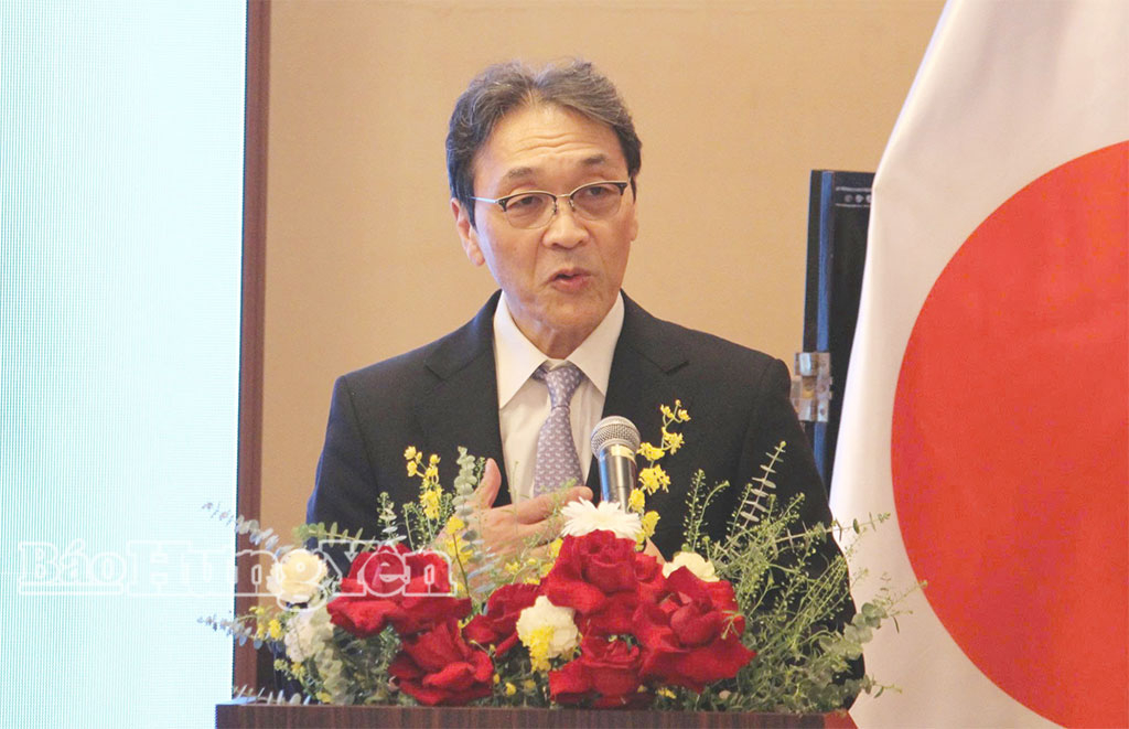 Tiến sĩ Kunihiko Hirabayashi, Tổng Thư ký Trung tâm ASEAN-Nhật Bản (AJC) phát biểu tại hội nghị.