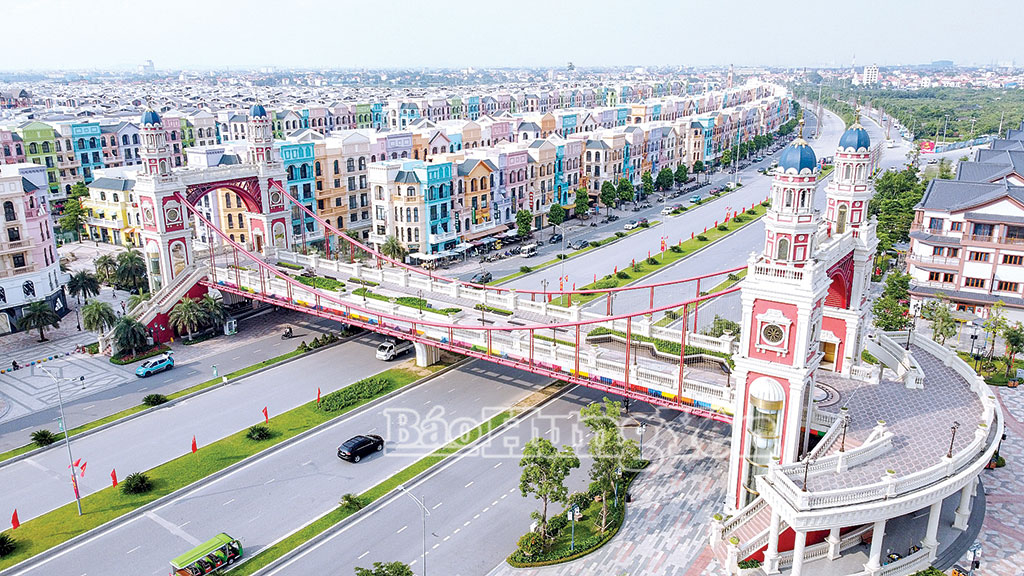 Trung tâm khu đô thị Vinhomes Ocean Park 2, xã Nghĩa Trụ.