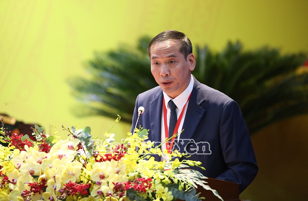 Đồng chí Nguyễn Đức Tải, Tỉnh ủy viên, Giám đốc Sở Tài chính tham luận tại Đại hội với chủ đề: “Chủ động tham mưu bố trí nguồn lực ngân sách, nhằm khai thác tối đa tiềm năng tài nguyên ven biển, gắn với chuỗi cung ứng khu vực đồng bằng sông Hồng, phát triển kinh tế biển theo hướng bền vững”.