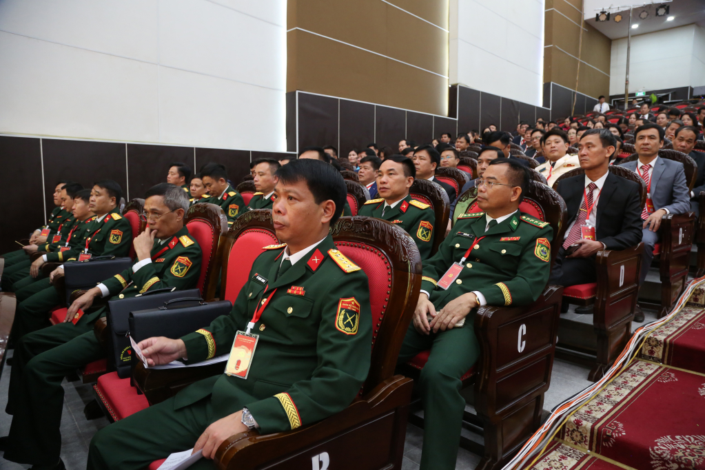 dai,bieu,du,dai,hoi,2,14382902.jpg
