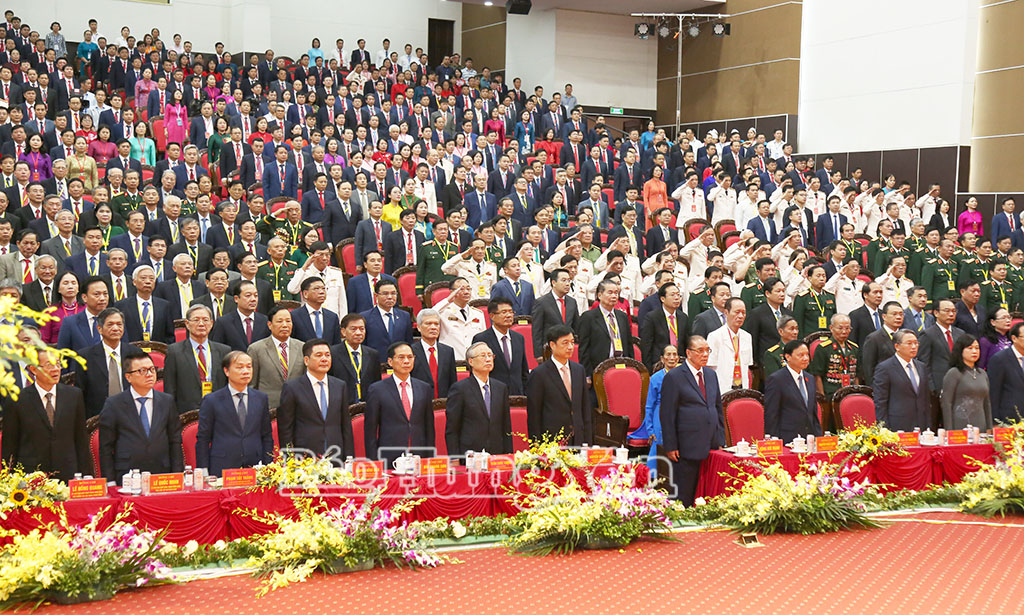 anh,09365103.jpg