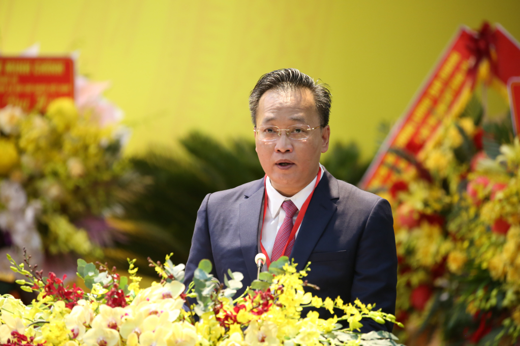 97610,dong,chi,nguyen,huu,nghia,uy,vien,ban,chap,hanh,trung,uong,dang,bi,thu,tinh,uy,trinh,bay,dien,van,khai,mac,dai,hoi,09403103,22134203.jpg