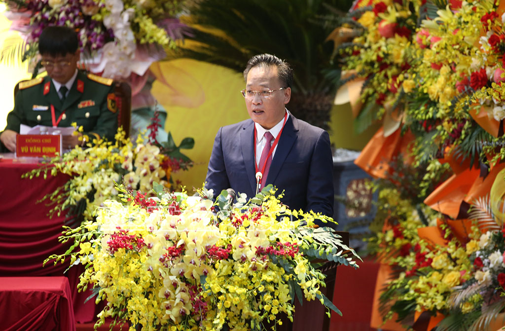 97642,dong,chi,nguyen,huu,nghia,uy,vien,ban,chap,hanh,trung,uong,dang,bi,thu,tinh,uy,thay,mat,dai,hoi,tiep,thu,y,kien,chi,dao,cua,dong,chi,lanh,dao,da,03284504.jpg
