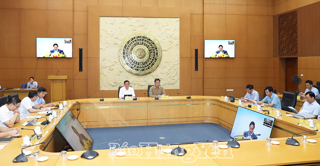 Các đại biểu dự hội nghị tại điểm cầu tỉnh Hưng Yên.