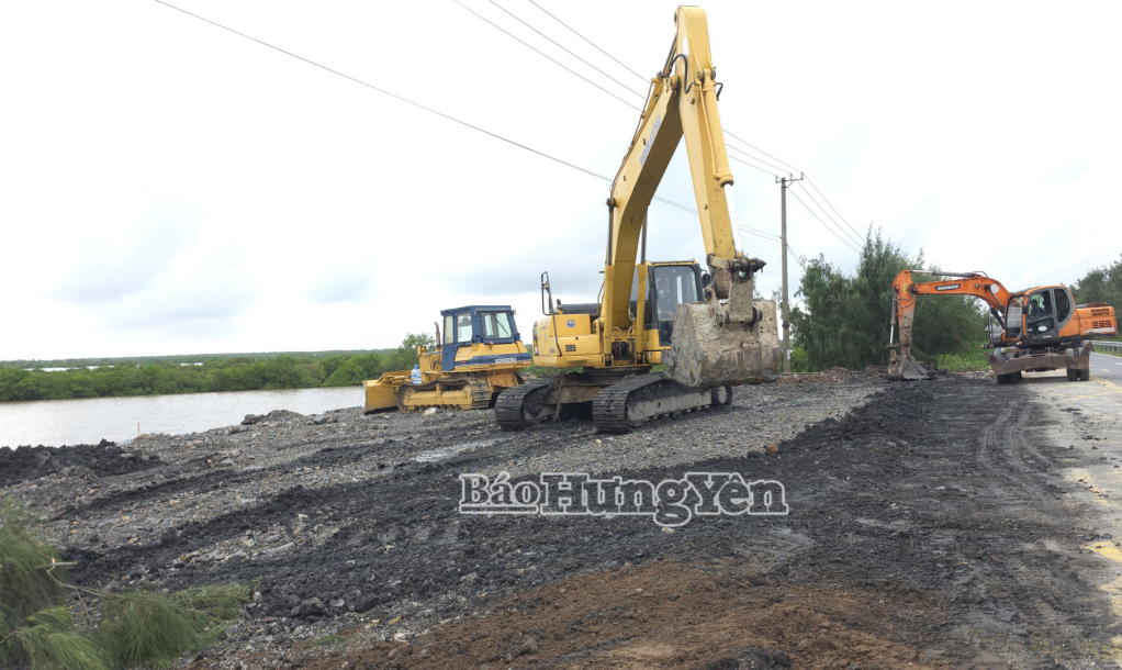 Thi công dự án Sân golf Cồn Vành.