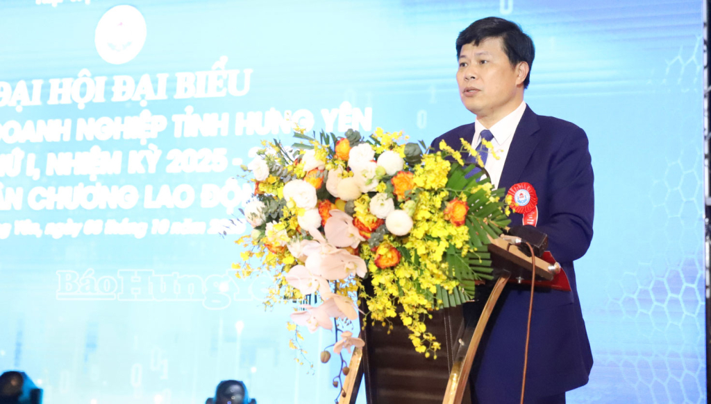 Đồng chí Trần Quốc Toản, Phó Bí thư Thường trực Tỉnh ủy phát biểu tại Đại hội.