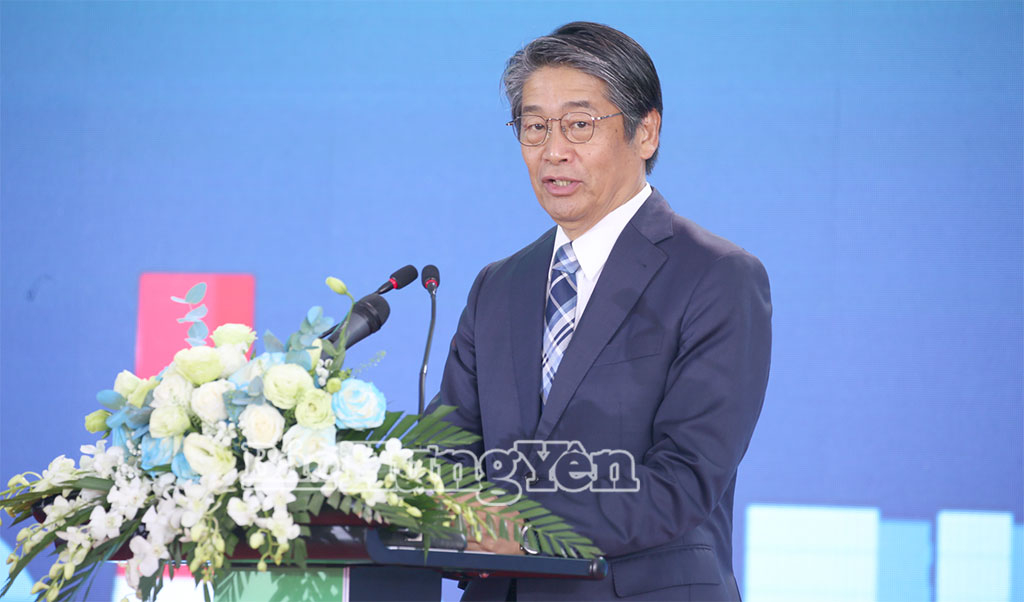 Ông Ito Naoki, Đại sứ Nhật Bản tại Việt Nam phát biểu tại lễ khởi công.