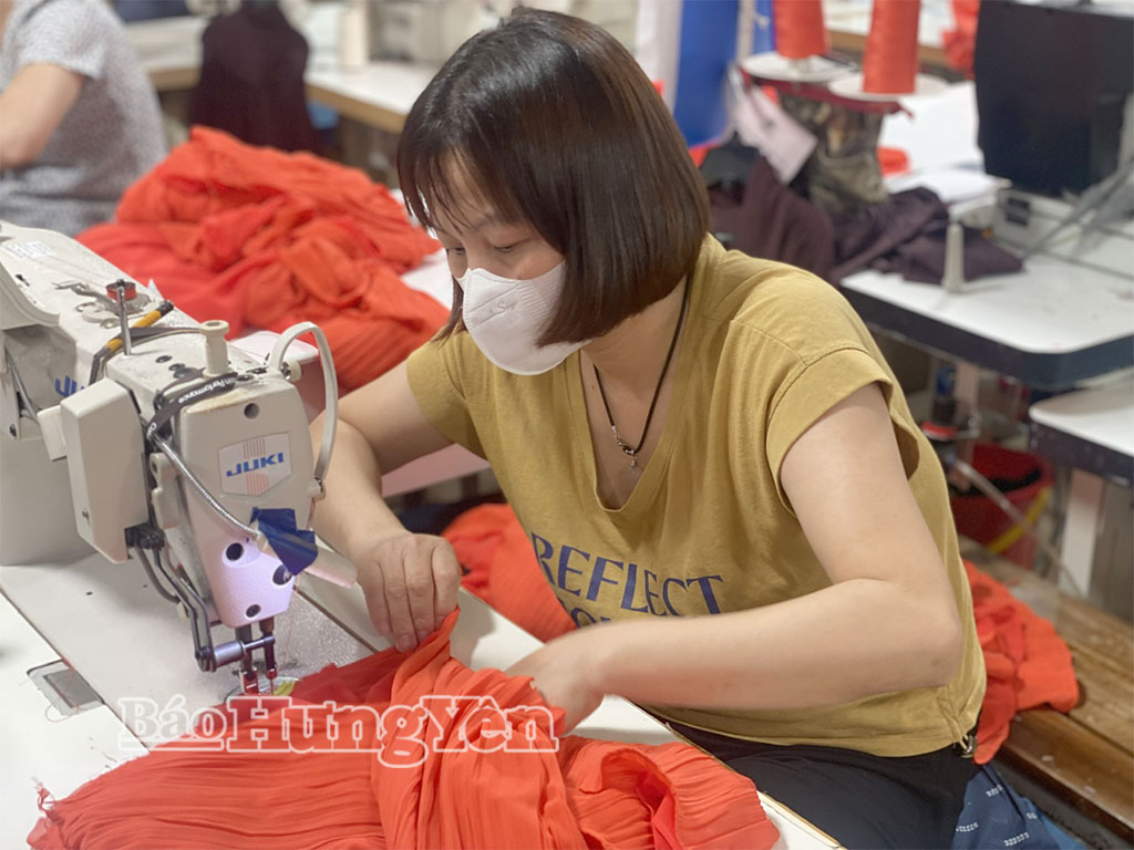 Sản xuất tại Tổng Công ty May Hưng Yên - Công ty cổ phần.