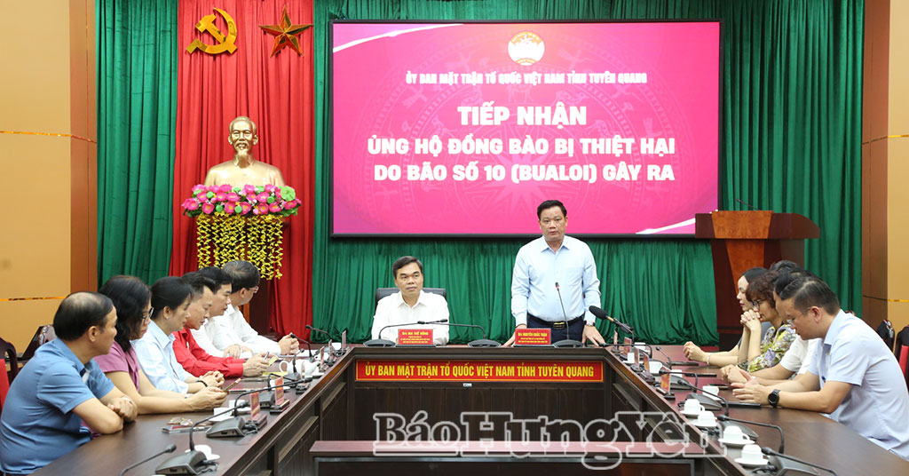Đồng chí Nguyễn Khắc Thận, Phó Bí thư Tỉnh ủy, Chủ tịch UBND tỉnh gửi lời chia sẻ, động viên Nhân dân tỉnh Tuyên Quang bị ảnh hưởng bởi bão, lũ.