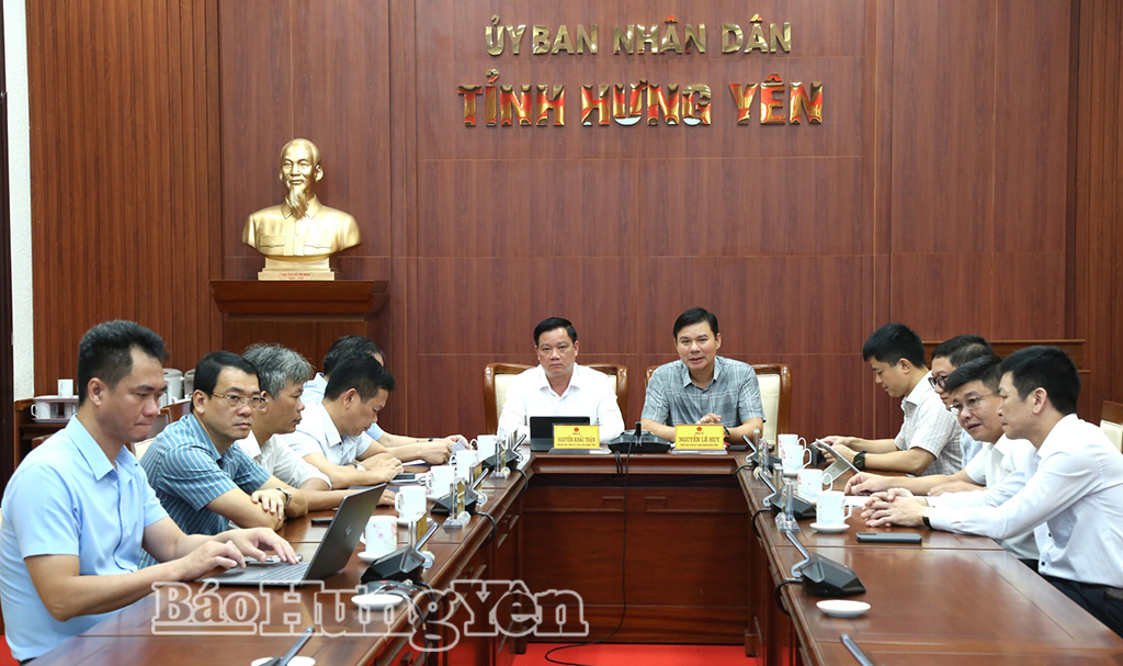 Các đại biểu dự hội nghị tại điểm cầu tỉnh Hưng Yên.