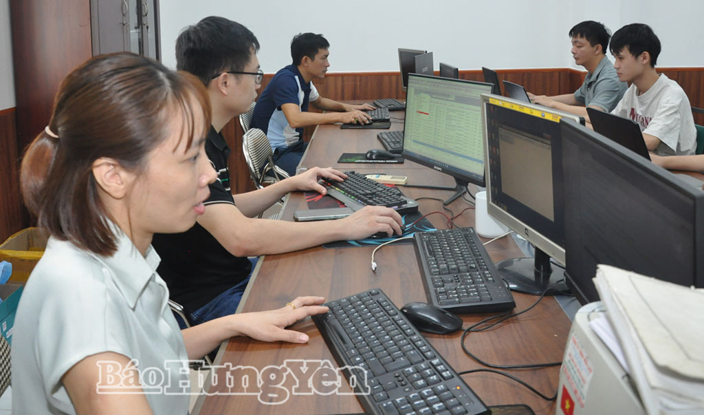Tổ công nghệ thông tin tại Bệnh viện Đa khoa tỉnh. 