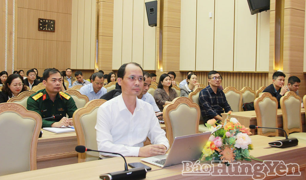 Các đại biểu dự hội nghị tại điểm cầu phường Phố Hiến. Ảnh: Vi Ngoan