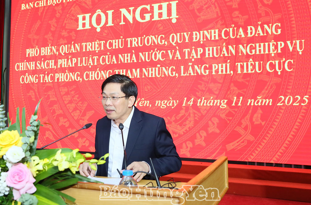 Đồng chí Đặng Văn Dũng, Phó Trưởng ban Nội chính Trung ương phát biểu tại hội nghị.