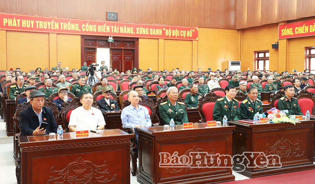 Các đại biểu dự lễ kỷ niệm.