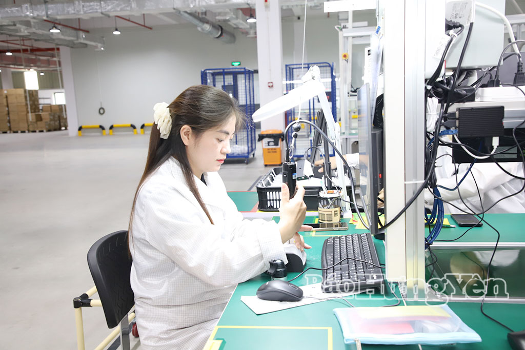 Sản xuất tại Công ty TNHH Ajax Systems Việt Nam, khu công nghi khu công nghiệệp Minh Đức, phư p Minh Đức, phườờng Đườờng Hào.