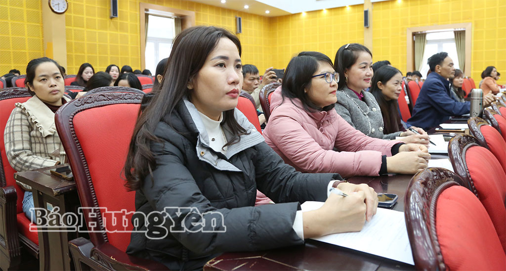 Các học viên tham gia lớp bồi dưỡng.