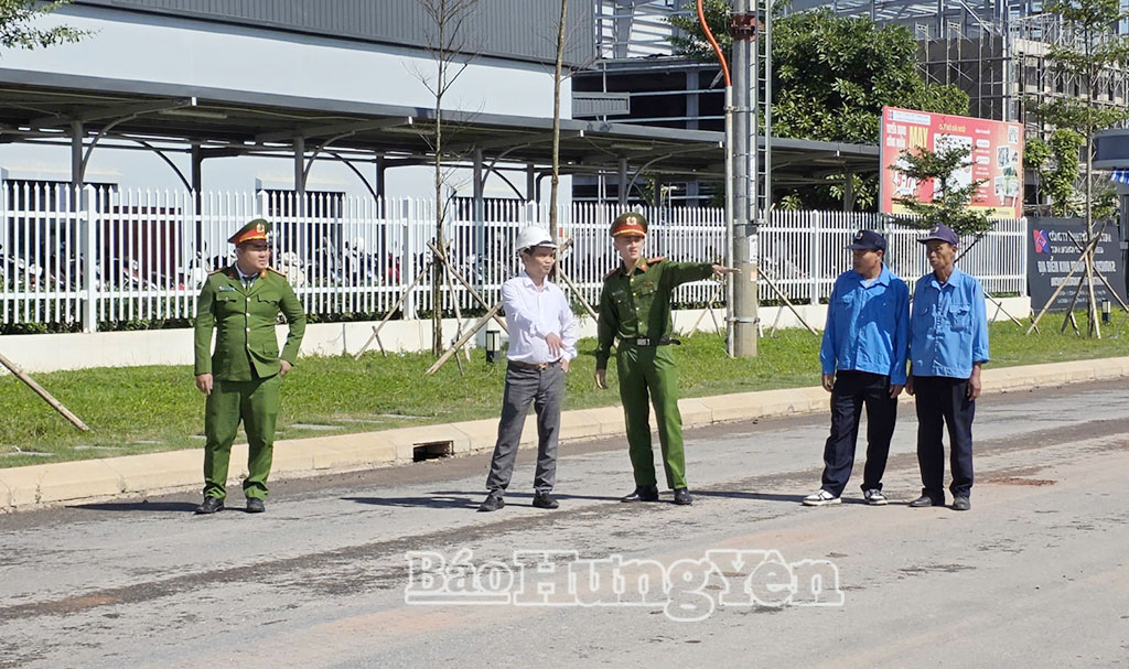 Công an xã Long Hưng tăng cường bám sát địa bàn bảo đảm ANTT tại CCN Hưng Nhân.
