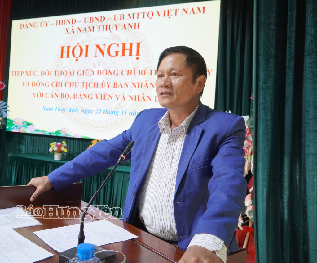 Lãnh đạo xã Nam Thụy Anh giải đáp các ý kiến của Nhân dân.