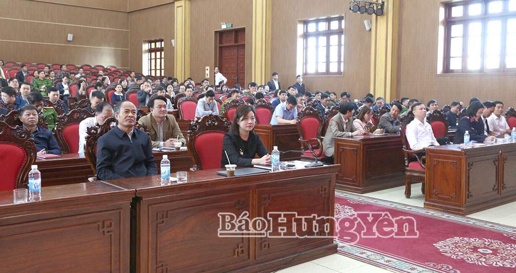 Các đại biểu dự hội nghị.