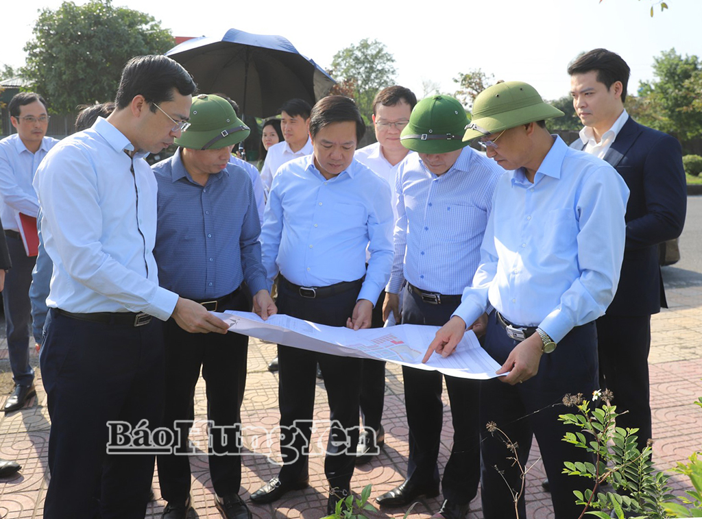 Chủ tịch UBND tỉnh Phạm Quang Ngọc kiểm tra dự án Khu đô thị Kiến Giang (các phường Trần Lãm, Vũ Phúc, Trần Hưng Đạo).