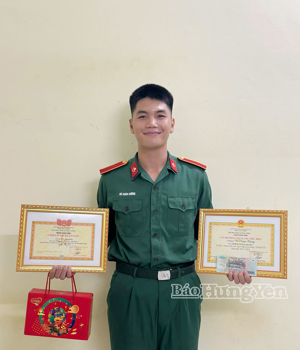 Bốn năm học tập tại Trường Sỹ quan Đặc công, Vũ Xuân Cường giành được nhiều thành tích, khen thưởng.