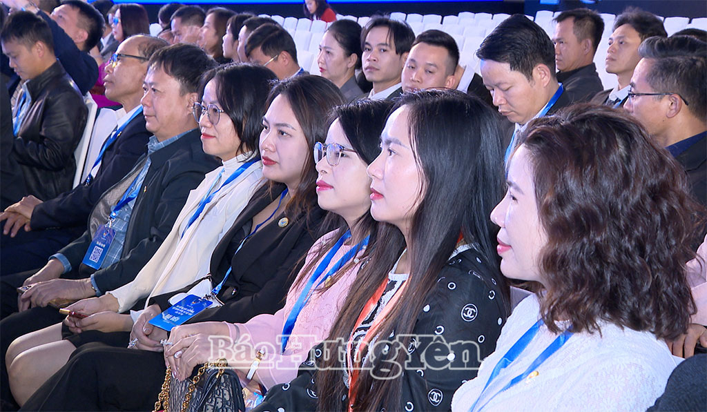 Đoàn đại biểu tỉnh Hưng Yên dự Đại hội. 