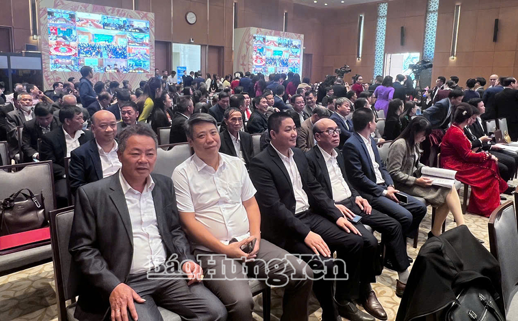 Các đại biểu tỉnh Hưng Yên tham dự Diễn đàn kinh tế hợp tác, hợp tác xã năm 2025.