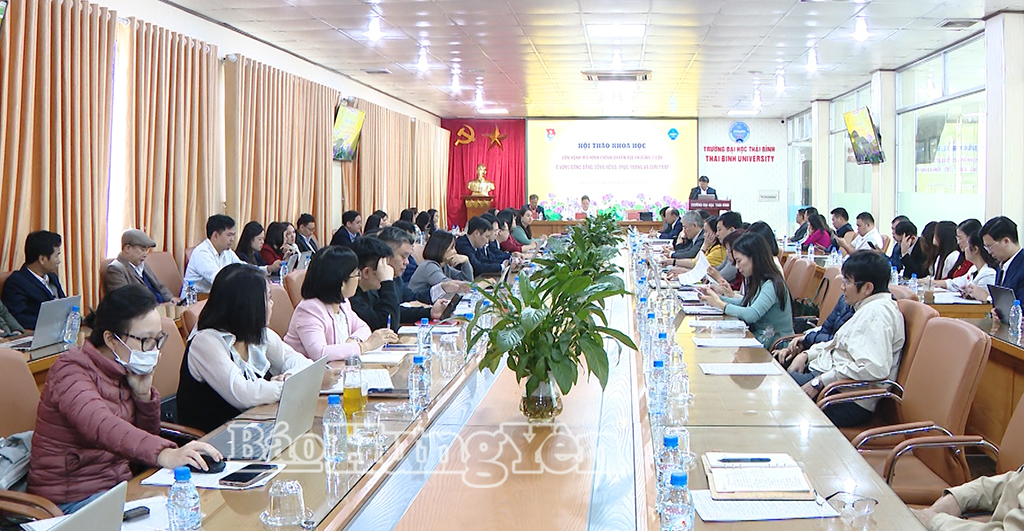 Toàn cảnh hội thảo.