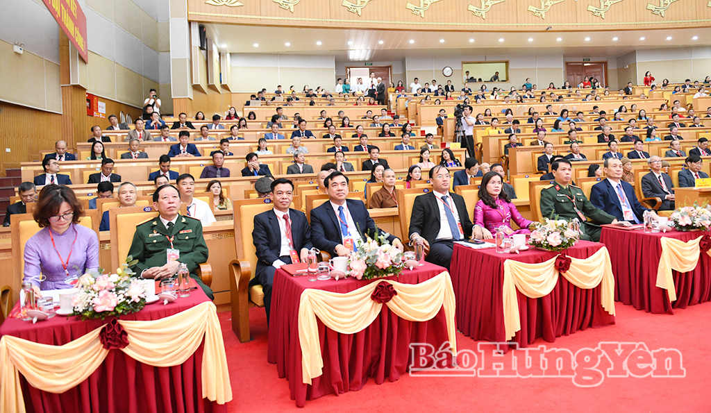 Các đại biểu dự đại hội.