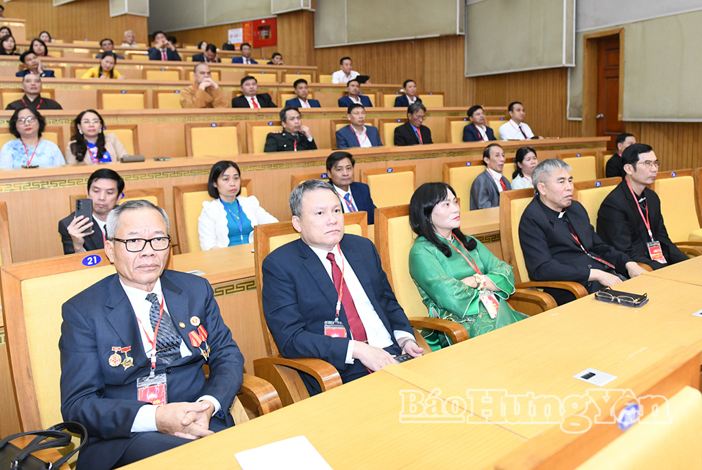 Các đại biểu dự đại hội.