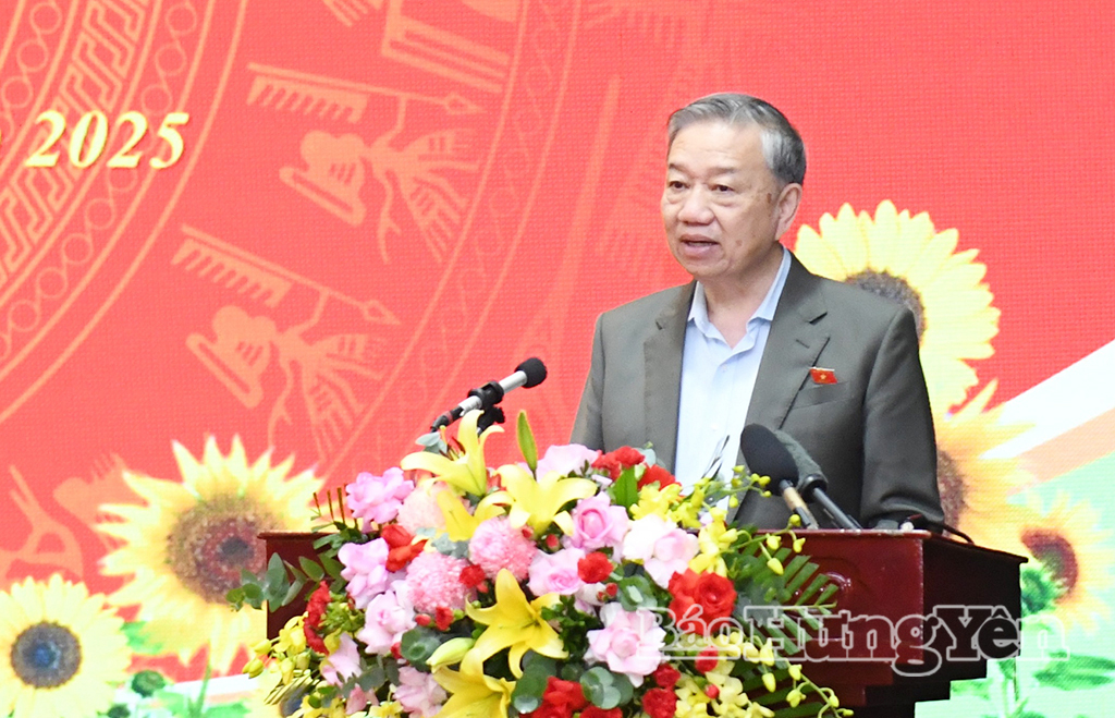 Tổng Bí thư Tô Lâm phát biểu tại hội nghị tiếp xúc cử tri.