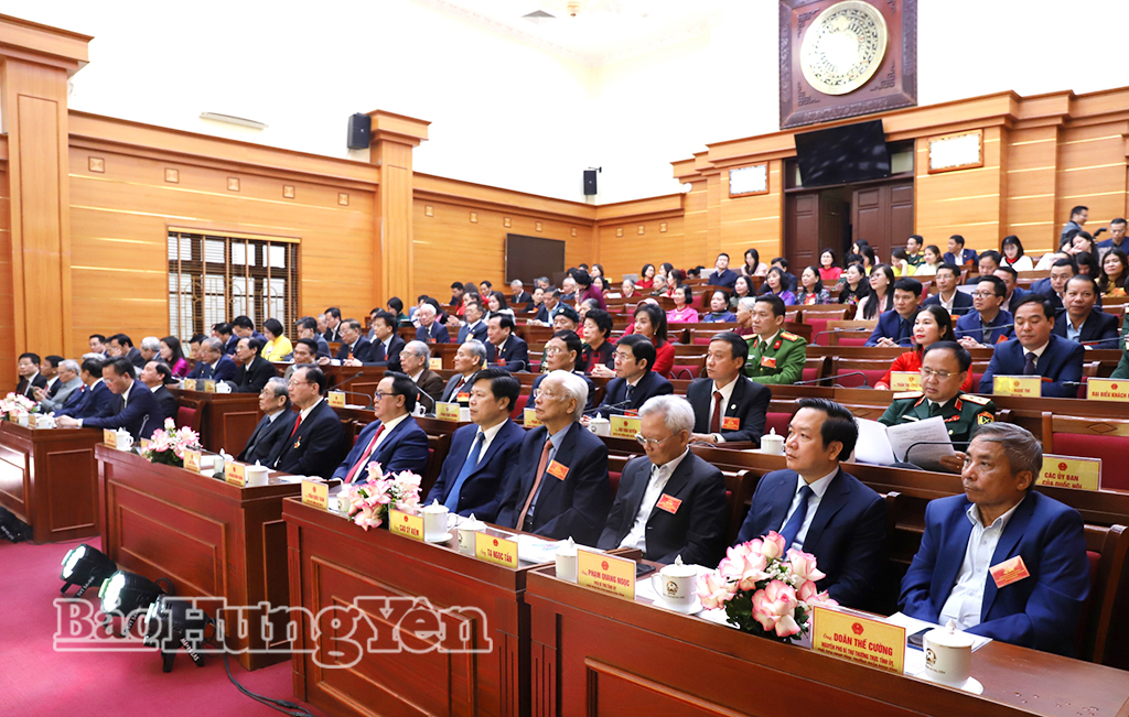 Các đại biểu dự hội nghị.