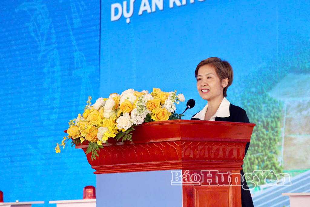 Đại diện chủ đầu tư phát biểu tại lễ khởi công.