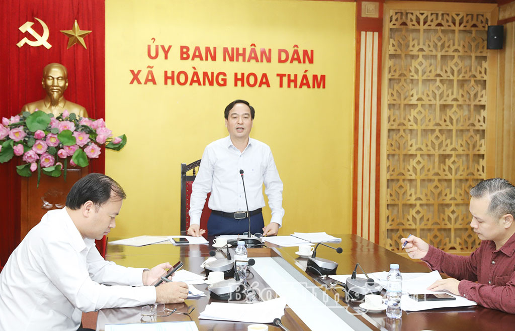 Đồng chí Vũ Ngọc Trì, Phó Chủ tịch HĐND tỉnh, Phó Trưởng đoàn kiểm tra số 6 phát biểu tại buổi kiểm tra.