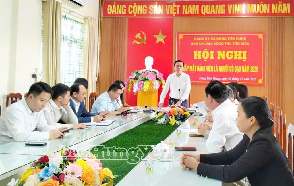 Các đại biểu dự hội nghị.