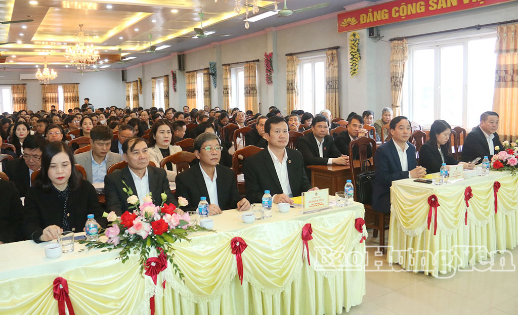 Kiện to&agrave;n c&aacute;c chức danh đo&agrave;n hội thẩm nh&acirc;n d&acirc;n 2 cấp v&agrave; tập huấn nghiệp vụ cho hội thẩm nh&acirc;n d&acirc;n