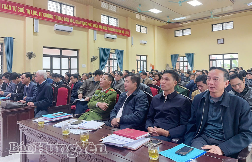 Các đại biểu dự kỳ họp.