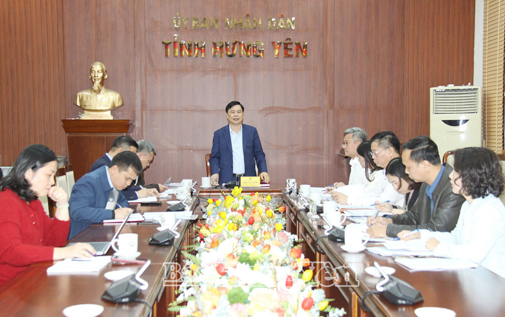 Toàn cảnh cuộc họp.