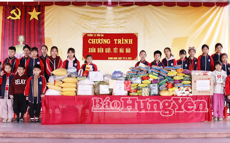 Trường Tiểu học Trần Cao: Tổ chức chương tr&igrave;nh &ldquo;Xu&acirc;n bi&ecirc;n giới-Tết hải đảo&rdquo;