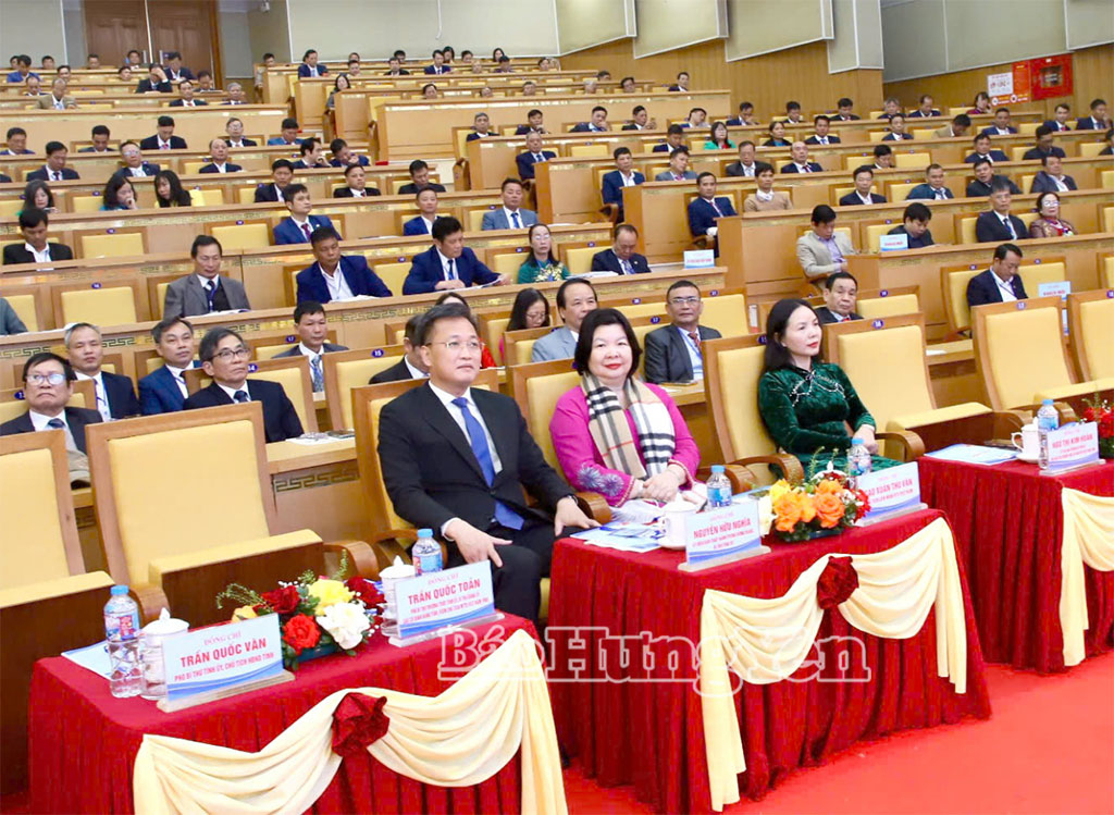 Các đại biểu tham dự đại hội.