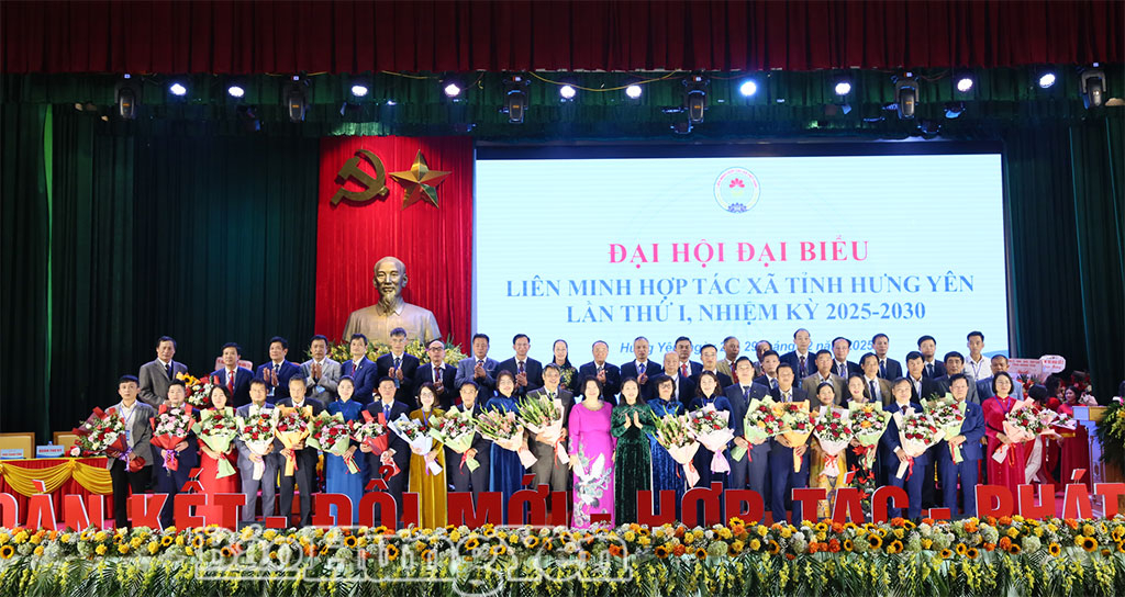Ban Chấp hành Liên minh HTX tỉnh khóa I, nhiệm kỳ 2025 – 2030 ra mắt Đại hội.